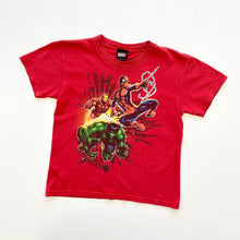 Load image into Gallery viewer, Marvel Avenger t-shirt (Age 6/8)
