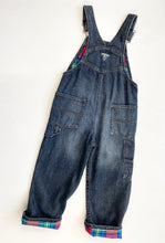 Load image into Gallery viewer, Oshkosh dungarees (Age 5)
