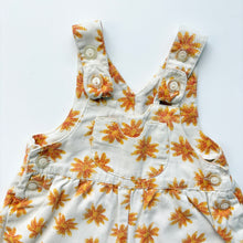 Load image into Gallery viewer, 90s Adams Sunflower dungaree shortalls (Age 3m)
