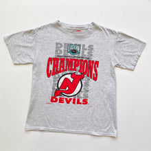Load image into Gallery viewer, 90s NHL New Jersey Devils t-shirt (Age 10/12)
