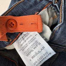 Load image into Gallery viewer, Wrangler jeans (Age 4)
