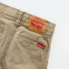 Load image into Gallery viewer, Levi’s shorts (Age 6)
