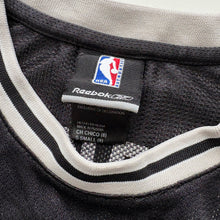 Load image into Gallery viewer, NBA San Antonio Spurs Jersey (Age 8)
