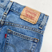 Load image into Gallery viewer, 90s Levi’s 550 jeans (Age 8)

