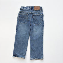 Load image into Gallery viewer, Levi’s 514 jeans (Age 5)
