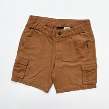 Load image into Gallery viewer, Carhartt shorts (Age 12)
