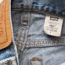 Load image into Gallery viewer, 90s Levi’s 550 jeans (Age 8)
