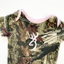 Load image into Gallery viewer, Camo t-shirt (Age 6/9m)
