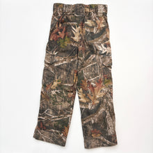 Load image into Gallery viewer, Camo cargos (Age 6/7)
