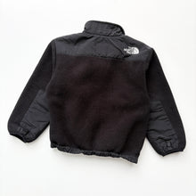 Load image into Gallery viewer, The North Face fleece (Age 5)
