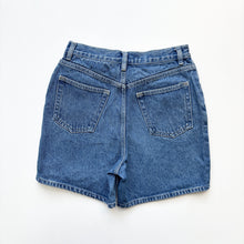 Load image into Gallery viewer, 90s Denim shorts (Age 7/8)
