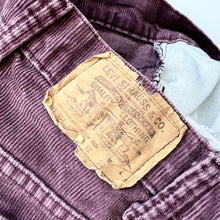Load image into Gallery viewer, 90s Levi’s corduroy trousers (Age 12)
