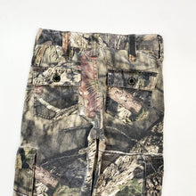 Load image into Gallery viewer, Camo cargos (Age 8)
