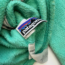 Load image into Gallery viewer, Patagonia fleece (Age 7/8)
