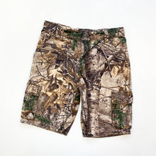 Load image into Gallery viewer, Carhartt shorts (Age 14)

