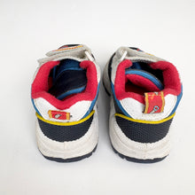 Load image into Gallery viewer, 00s Bob the Builder Trainers (Size 4)
