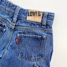 Load image into Gallery viewer, Levi’s carpenter shorts (Age 2)
