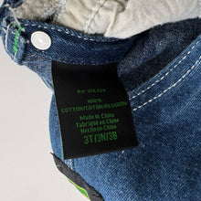 Load image into Gallery viewer, 90s John Deer Denim dungarees (Age 3)
