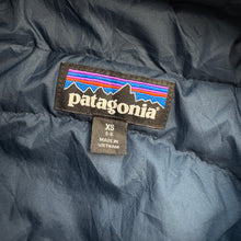 Load image into Gallery viewer, Patagonia puffa coat (Age 5/6)

