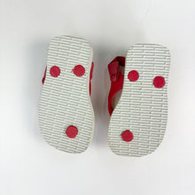 Load image into Gallery viewer, Snoopy Havaianas Flip Flops (Size 1/2)
