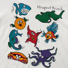 Load image into Gallery viewer, 90s Fish Print Single Stitch t-shirt (Age 8/10)
