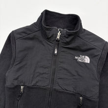 Load image into Gallery viewer, The North Face fleece (Age 5)

