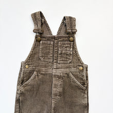 Load image into Gallery viewer, Jumbo Corduroy dungarees (Age 6/12m)
