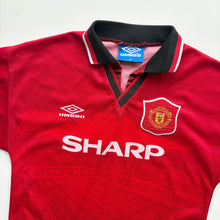 Load image into Gallery viewer, 1994/95 Manchester United kit (Age 7/8)
