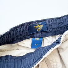 Load image into Gallery viewer, OshKosh shorts (Age 4)

