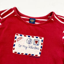 Load image into Gallery viewer, OshKosh Valentines t-shirt (Age 8)
