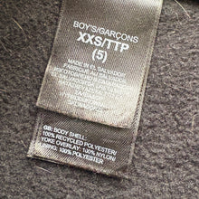 Load image into Gallery viewer, The North Face fleece (Age 5)
