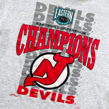 Load image into Gallery viewer, 90s NHL New Jersey Devils t-shirt (Age 10/12)
