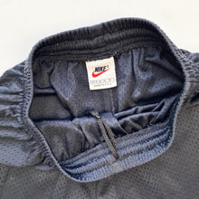 Load image into Gallery viewer, 90s Nike shorts (Age 10/12)
