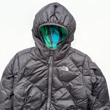 Load image into Gallery viewer, The North Face reversible coat (Age 10/12)
