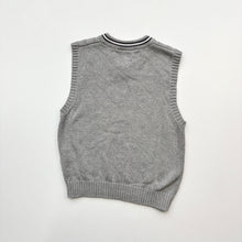 Load image into Gallery viewer, Tommy Hilfiger sweater vest (Age 7)
