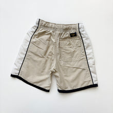 Load image into Gallery viewer, OshKosh shorts (Age 4)
