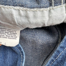 Load image into Gallery viewer, 90s OshKosh dungarees (Age 6)
