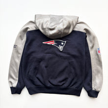 Load image into Gallery viewer, NFL New England Patriots hoodie (Age 10/12)
