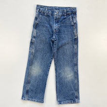 Load image into Gallery viewer, Wrangler carpenter jeans (Age 7)
