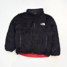 Load image into Gallery viewer, The North Face reversible puffa coat (Age 5)
