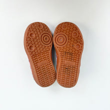 Load image into Gallery viewer, Adidas Samba Trainers (Size 6)
