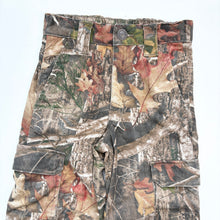 Load image into Gallery viewer, Camo cargos (Age 6/7)
