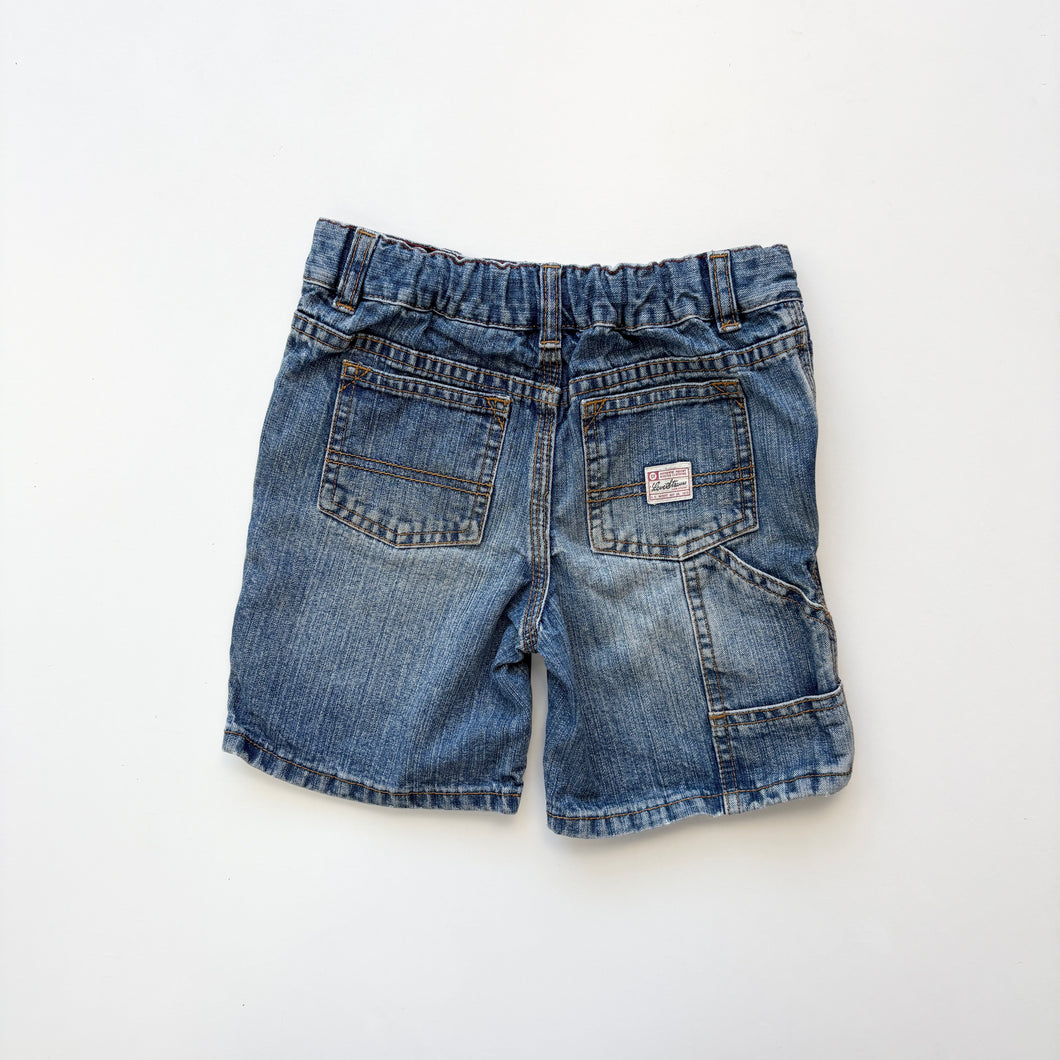 Levi’s carpenter shorts (Age 5)
