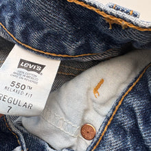 Load image into Gallery viewer, 90s Levi’s 550 jeans (Age 7)
