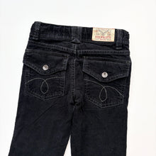 Load image into Gallery viewer, OshKosh corduroy trousers (Age 3)
