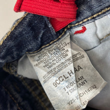 Load image into Gallery viewer, Wrangler cargo jeans (Age 7)
