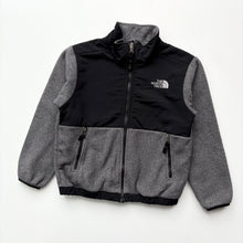 Load image into Gallery viewer, The North Face fleece (Age 7/8)
