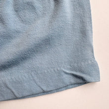 Load image into Gallery viewer, 90s Farmer Print Single Stitch t-shirt (Age 6/8)
