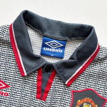 Load image into Gallery viewer, 1995/96 Manchester United jersey (Age 8/10)

