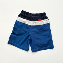 Load image into Gallery viewer, 00s Nike shorts (Age 3)
